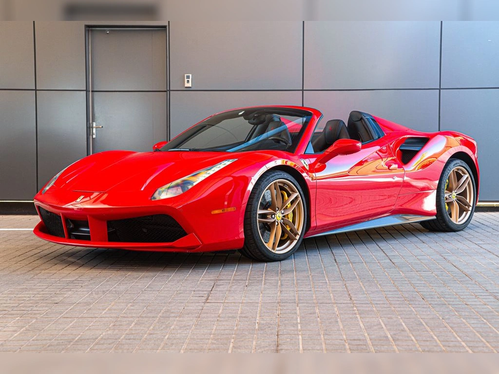 FERRARI 488 SPIDER