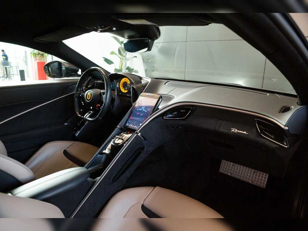 FERRARI ROMA 2023 - Foto 12