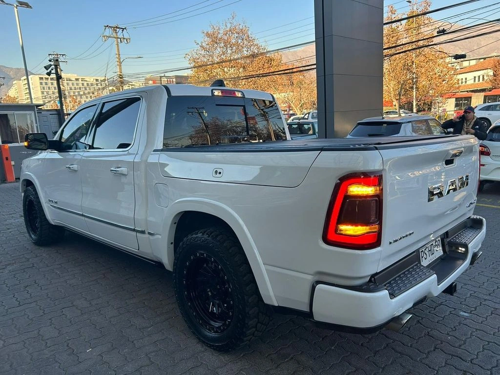 RAM 1500 2021 - Foto 5