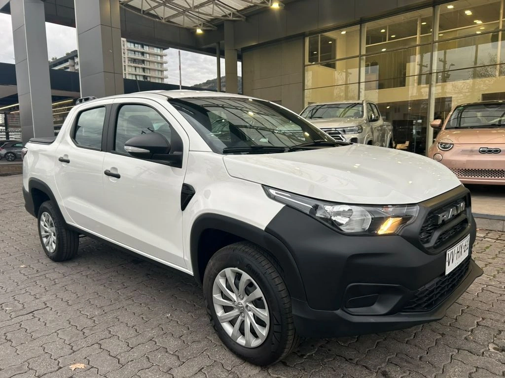RAM 700 2026 - Foto 4