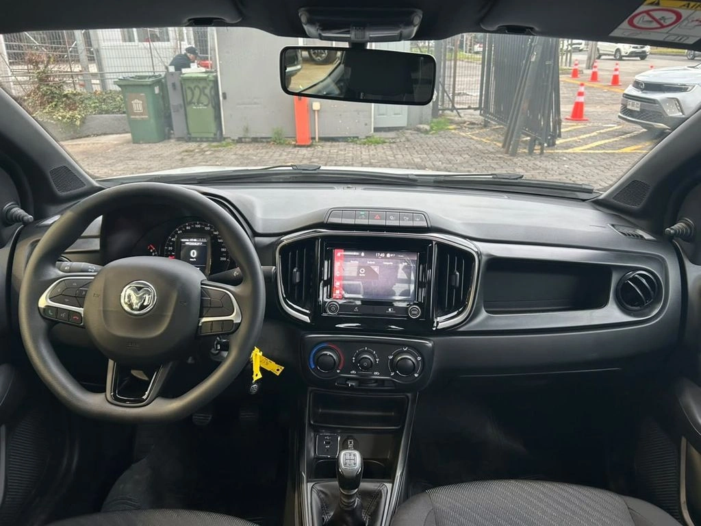 RAM 700 2026 - Foto 10