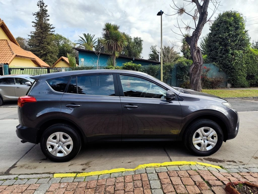 TOYOTA RAV4 2013 - Foto 6