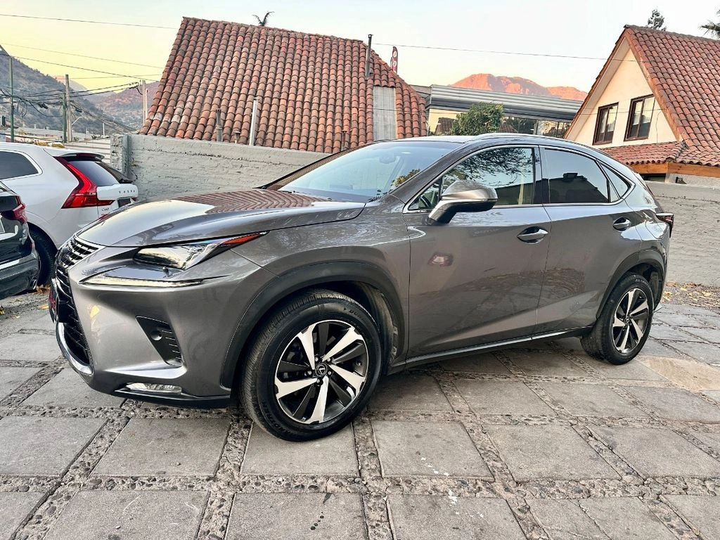 LEXUS NX300 2019 - Foto 4