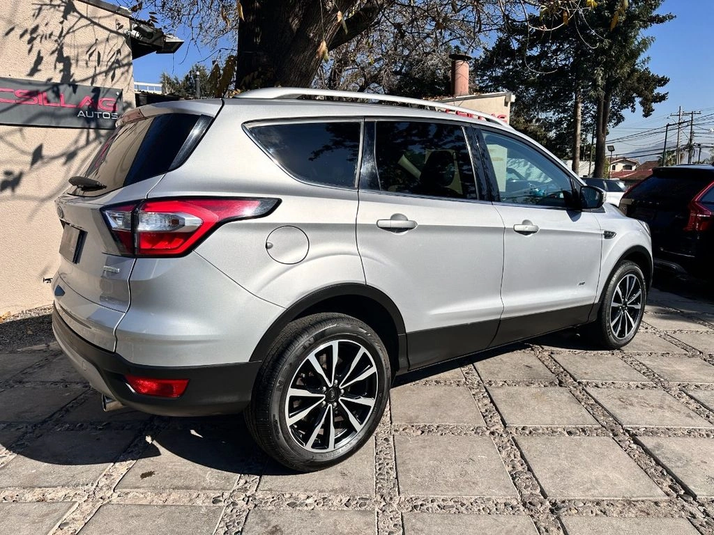 FORD ESCAPE 2018 - Foto 9