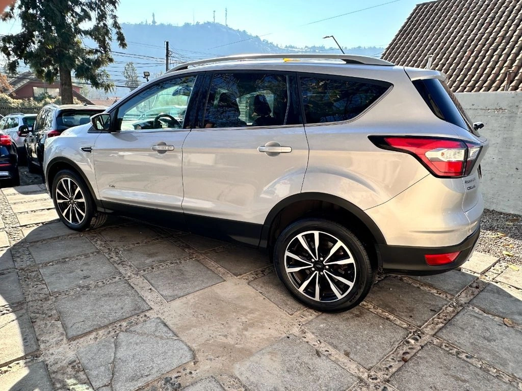 FORD ESCAPE 2018 - Foto 5