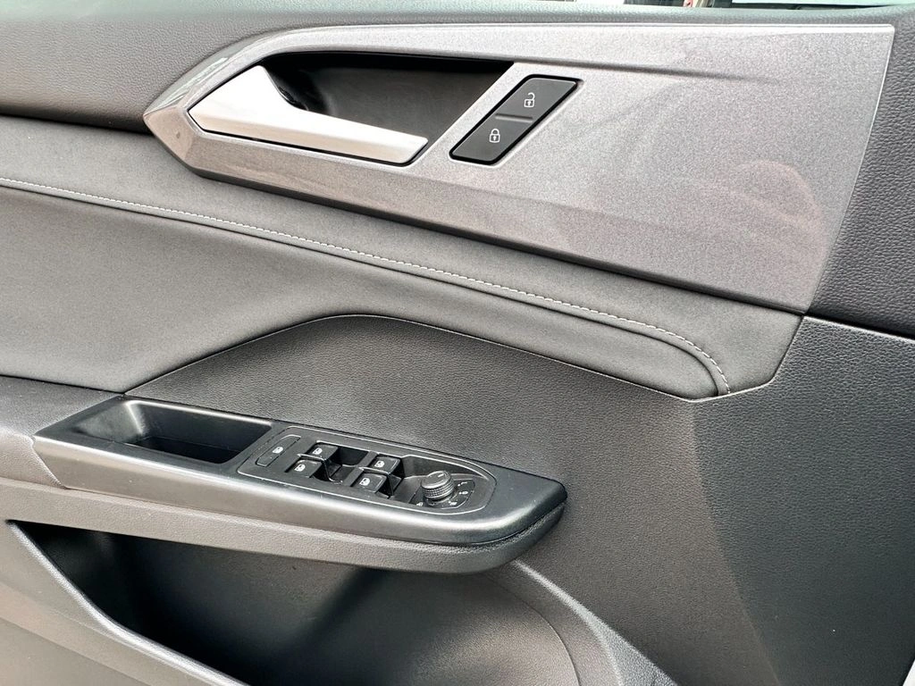 VOLKSWAGEN TAOS 2022 - Foto 11