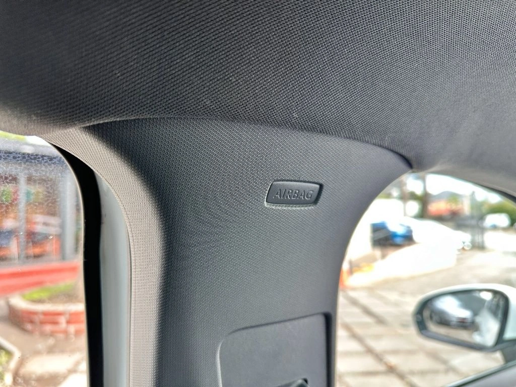 VOLKSWAGEN TAOS 2022 - Foto 22