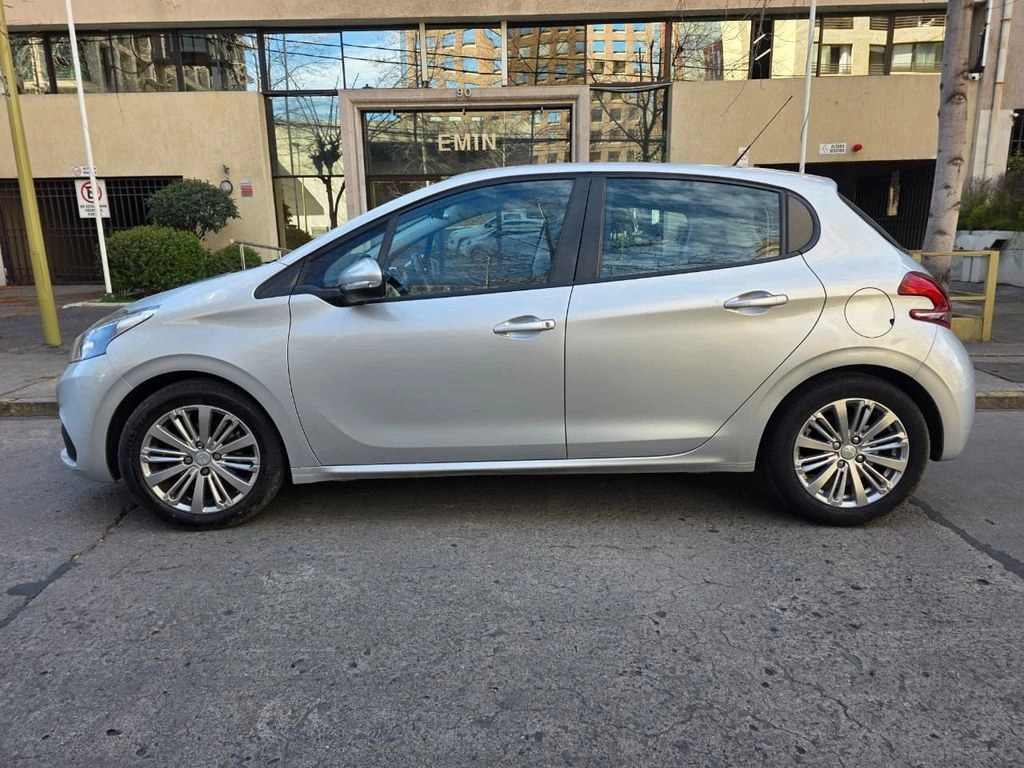 PEUGEOT 208 2019 - Foto 7