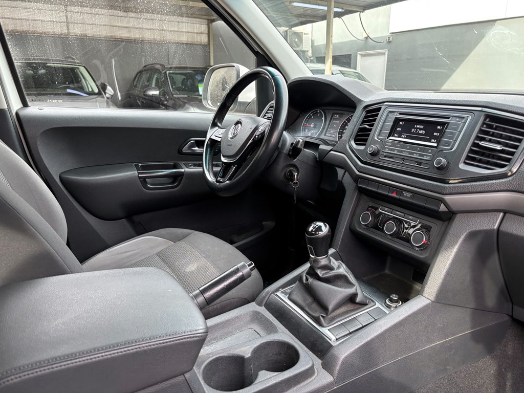 VOLKSWAGEN AMAROK 2022 - Foto 17