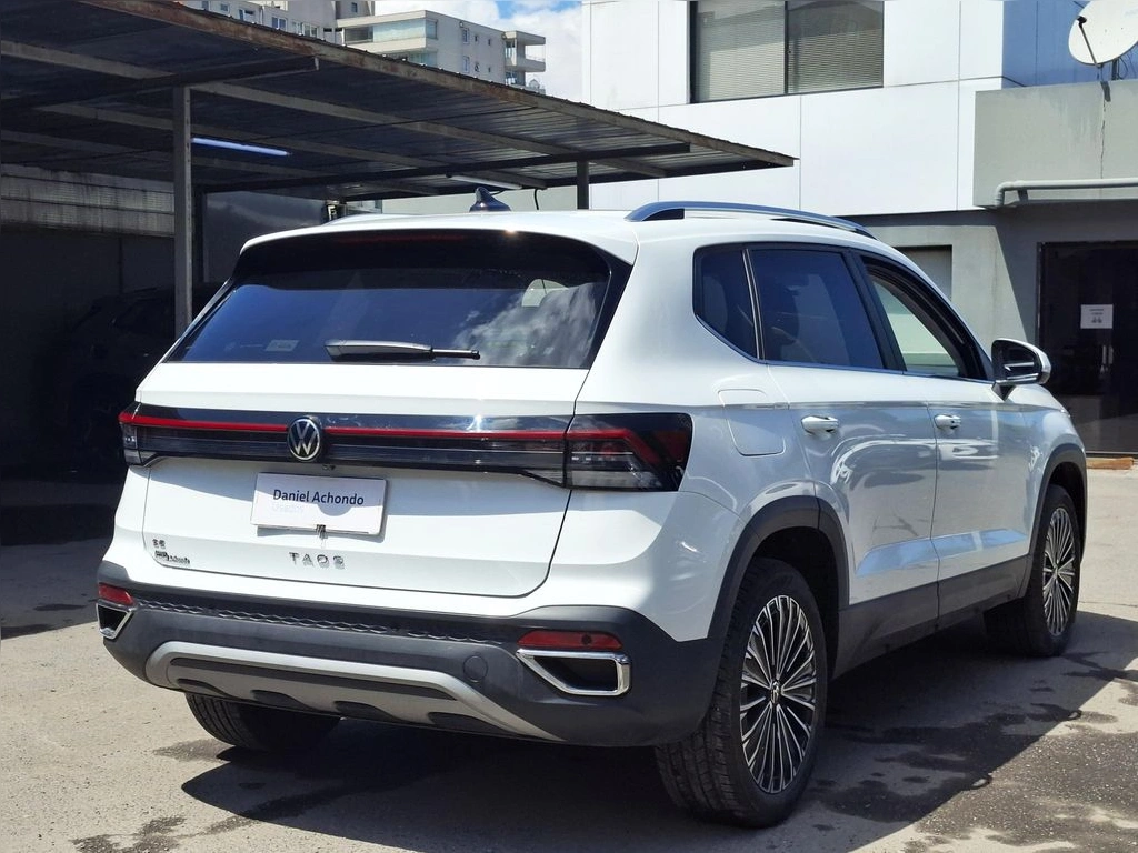 VOLKSWAGEN TAOS 2026 - Foto 7