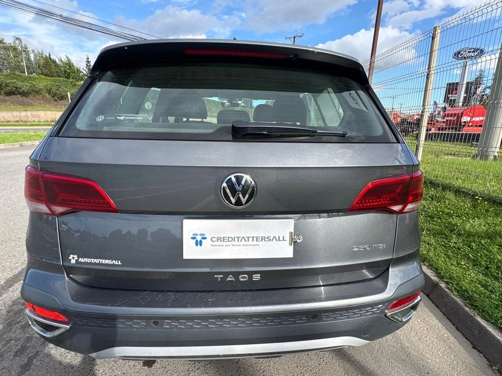 VOLKSWAGEN TAOS 2025 - Foto 7