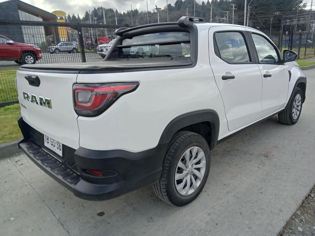 RAM 700 2024 - Foto 3