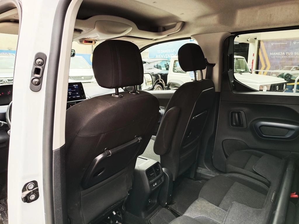 PEUGEOT RIFTER 2024 - Foto 28