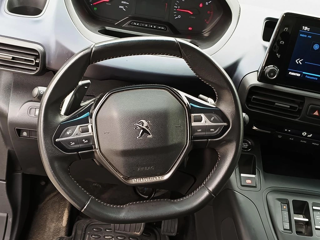 PEUGEOT RIFTER 2024 - Foto 17