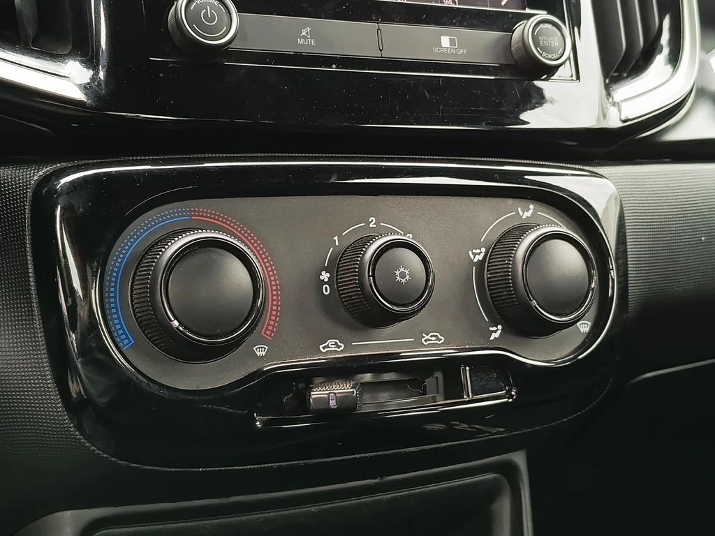 RAM 700 1.3 SLT DC MT 2024