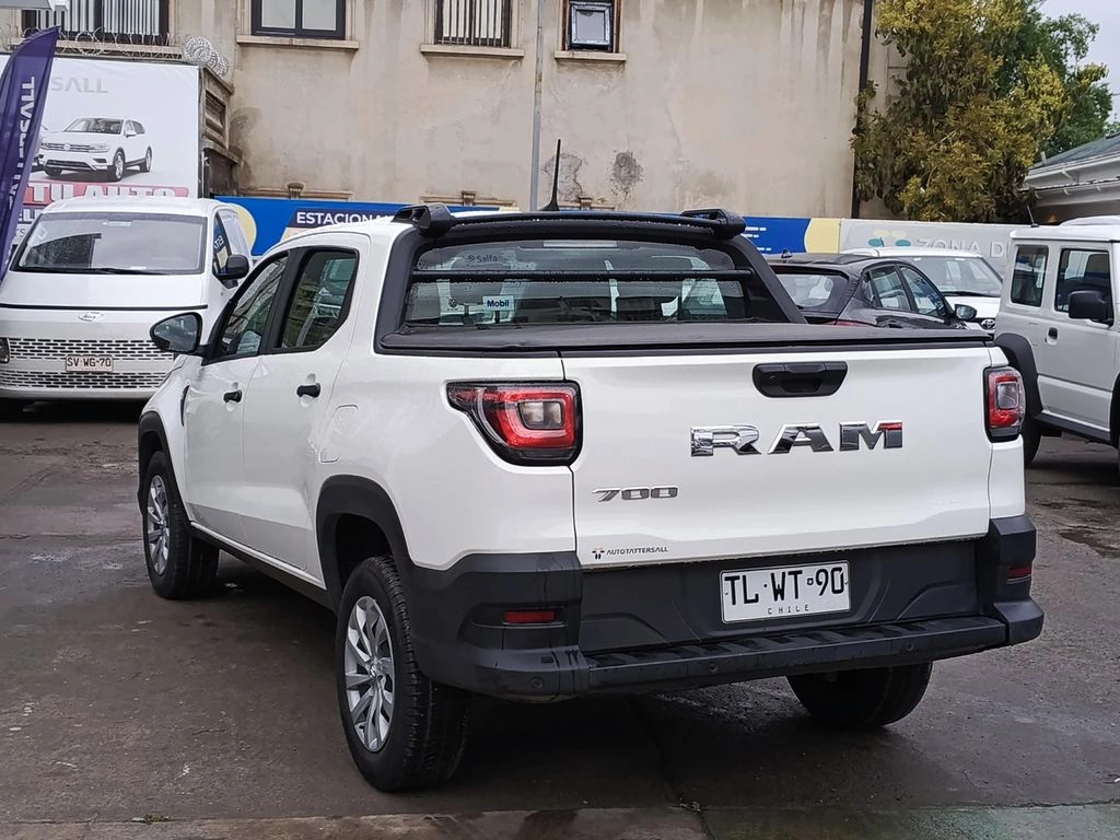 RAM 700 1.3 SLT DC MT 2024