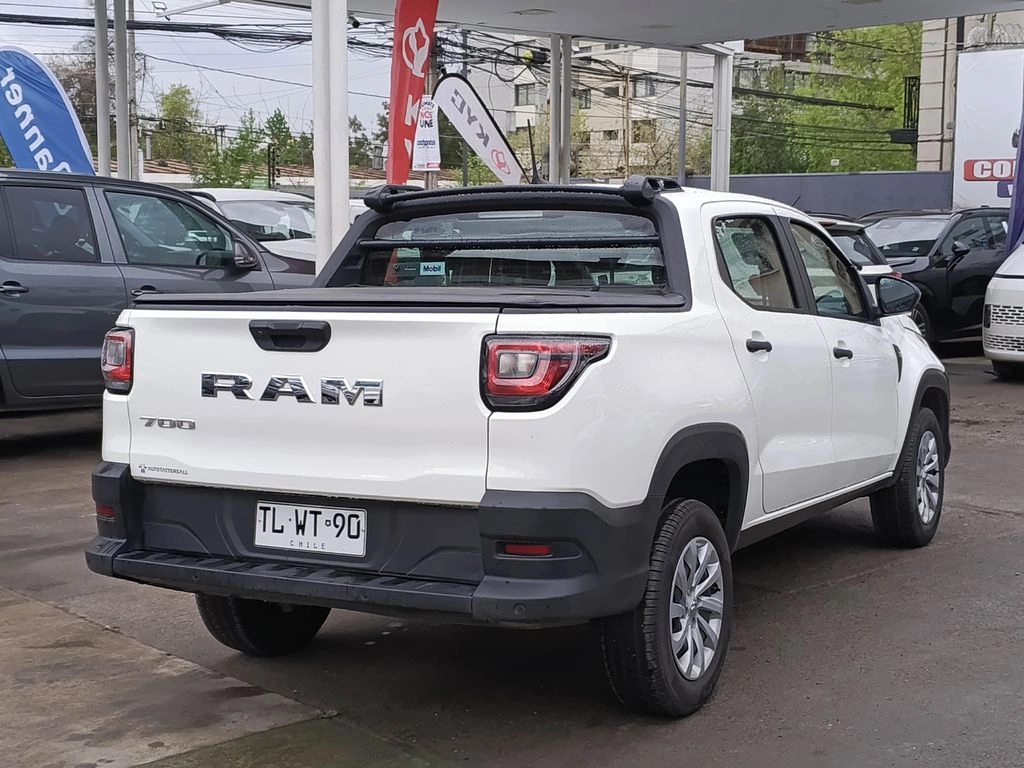 RAM 700 1.3 SLT DC MT 2024