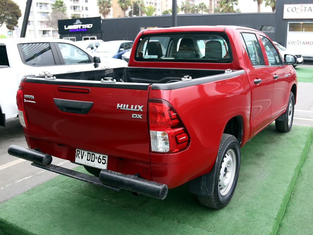 TOYOTA HILUX 2022 - Foto 7