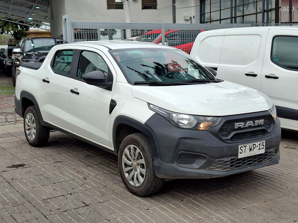 RAM 700 2023 - Foto 3