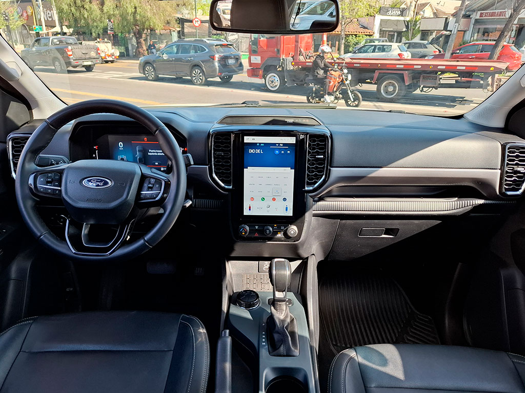 FORD RANGER 2.0 XLT 4X4 AT 2024