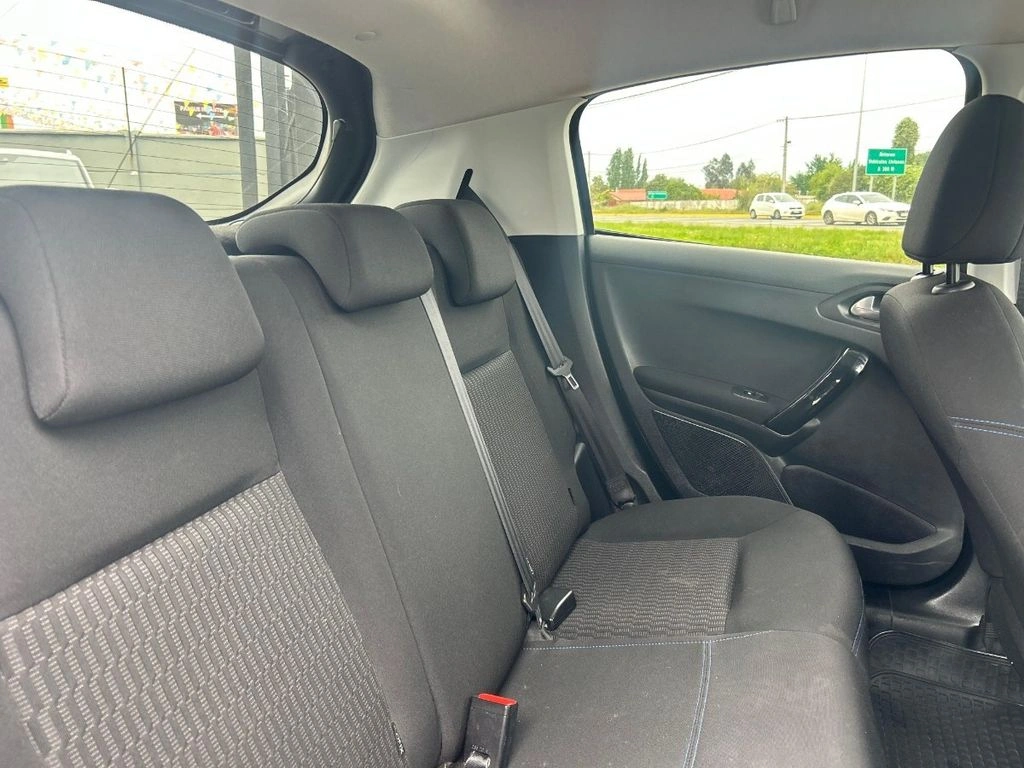 PEUGEOT 208 2021 - Foto 25