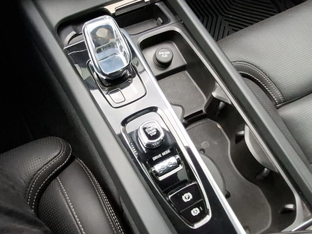 VOLVO XC60 2021 - Foto 13