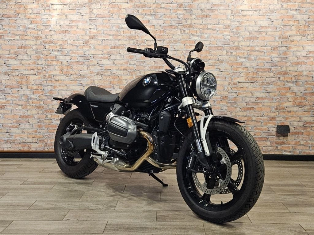 BMW R 12