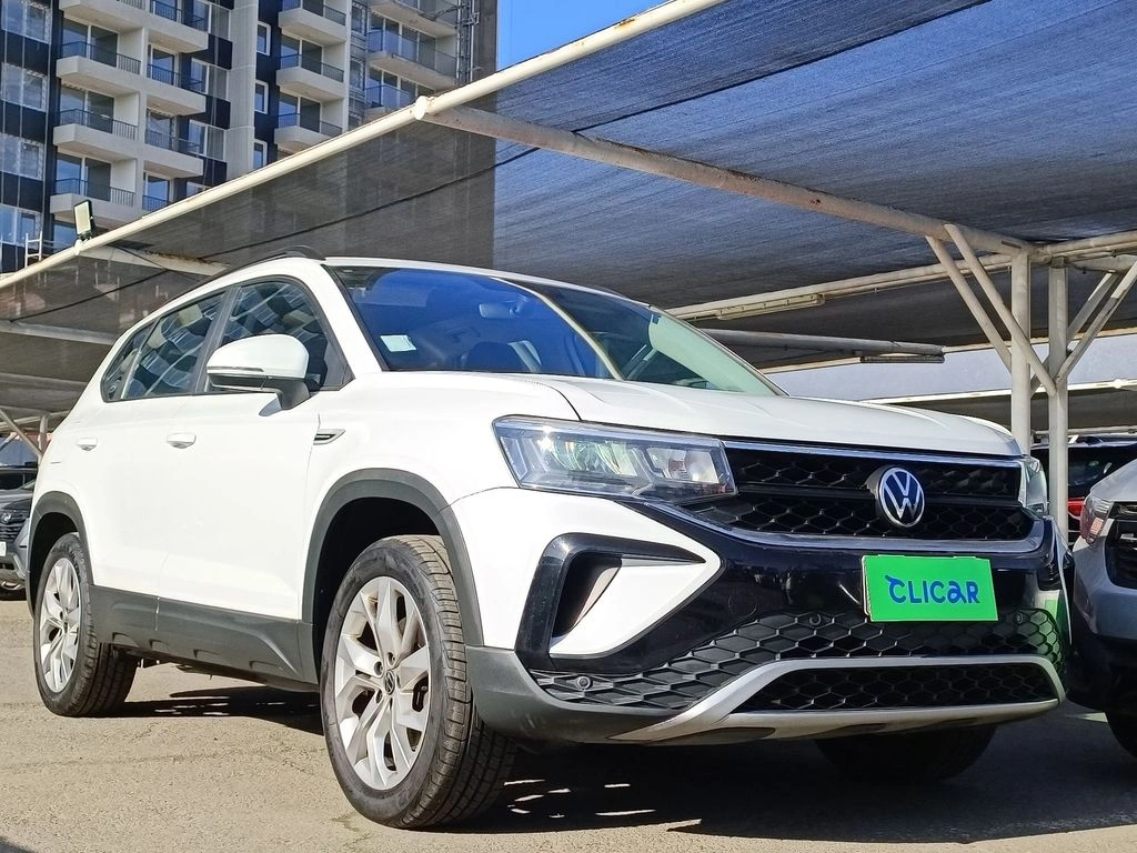 VOLKSWAGEN TAOS