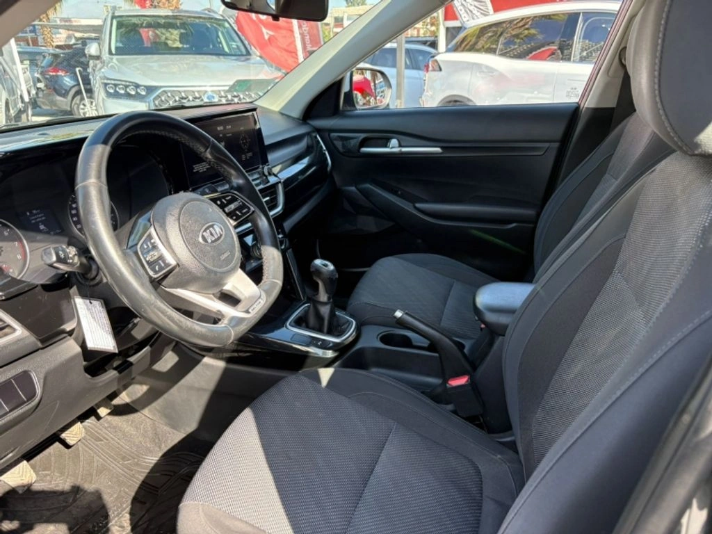 KIA SELTOS 2021 - Foto 9