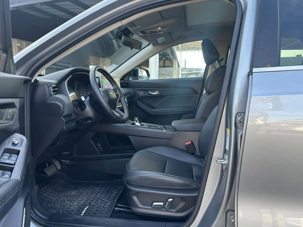 Haval Jolion Pro — foto 12 de 35