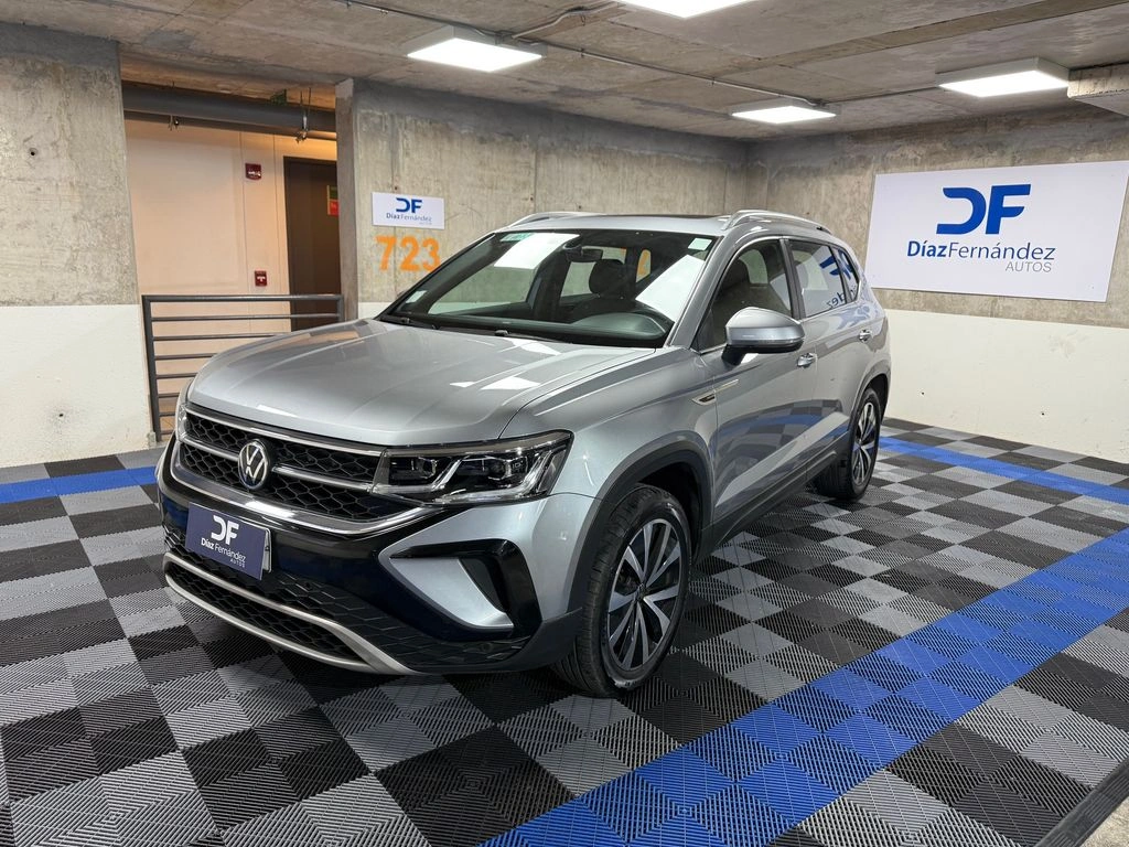 VOLKSWAGEN TAOS