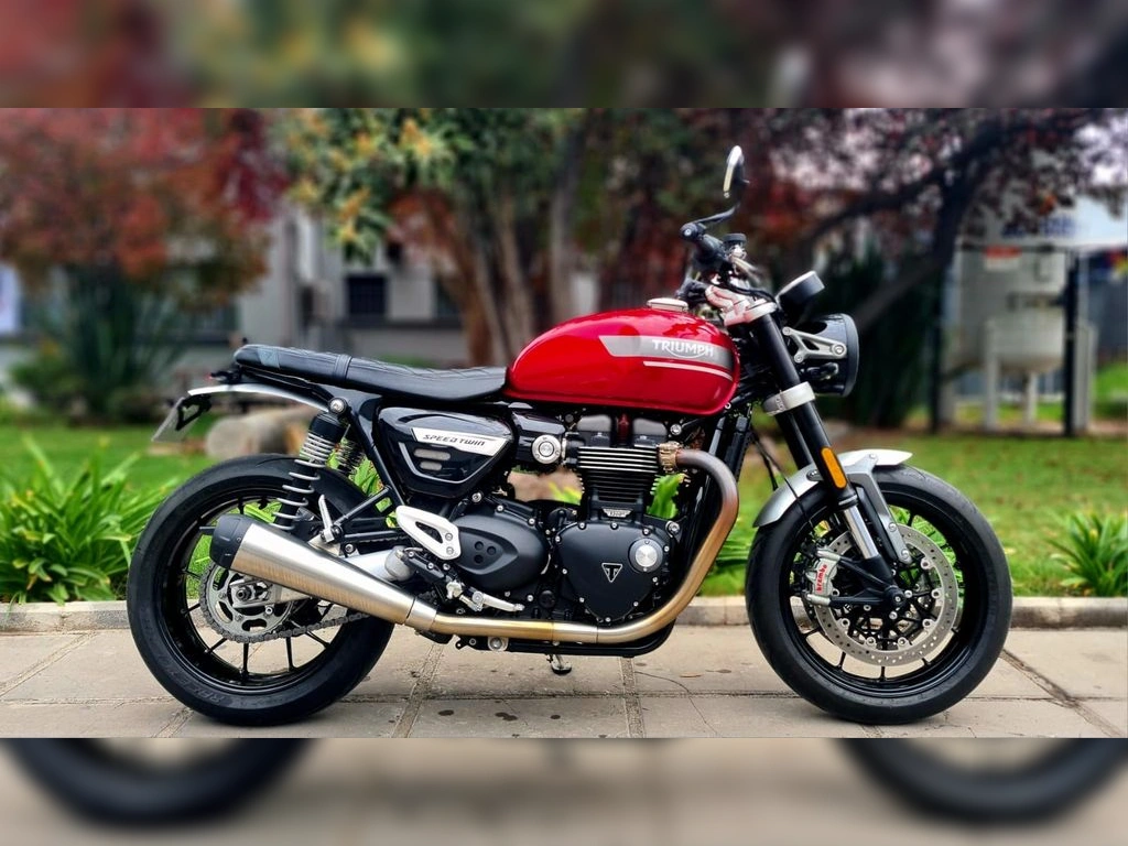 TRIUMPH SPEED TWIN