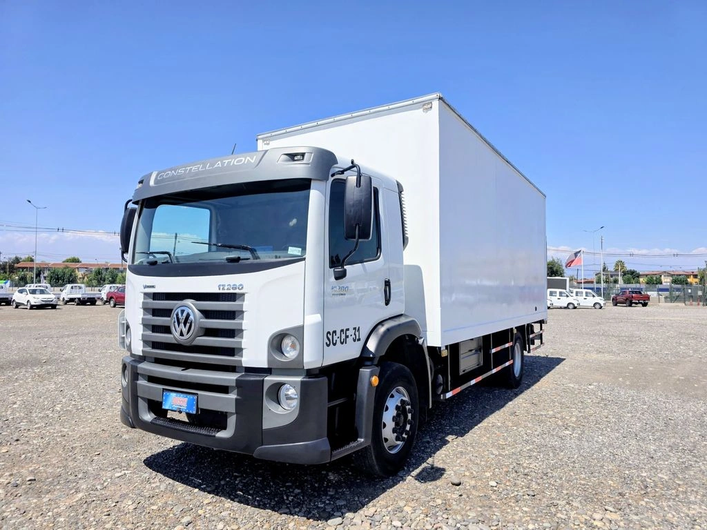 VOLKSWAGEN CONSTELLATION