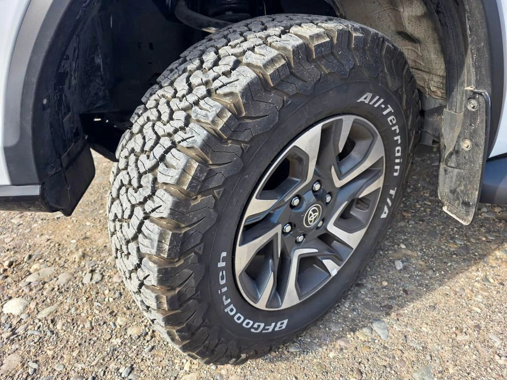 TOYOTA FORTUNER 2025 - Foto 22