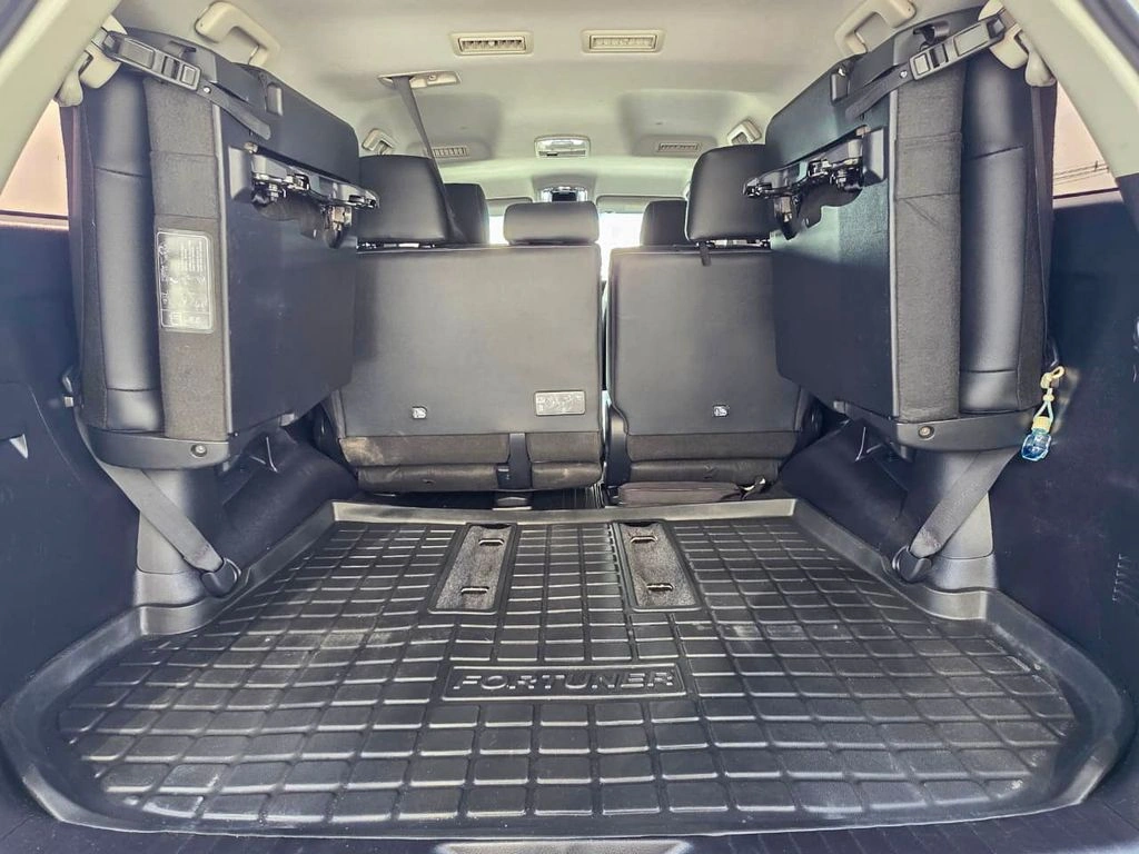 TOYOTA FORTUNER 2025 - Foto 8