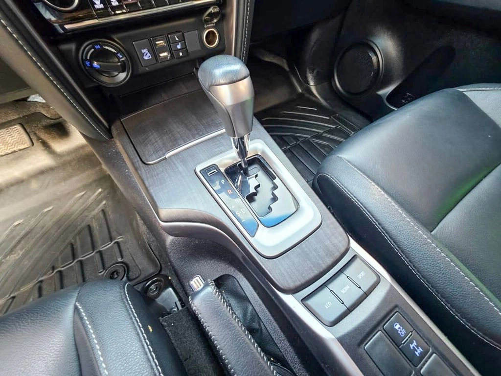 TOYOTA FORTUNER 2025 - Foto 15