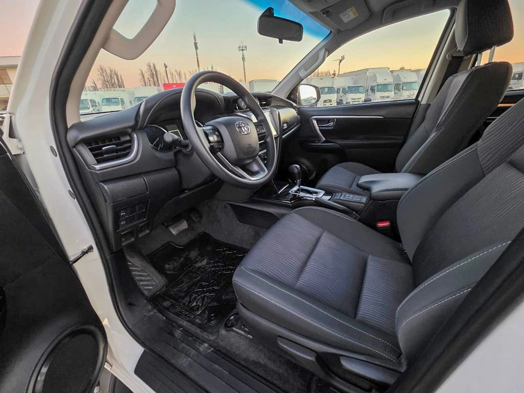 TOYOTA FORTUNER 2024 - Foto 5