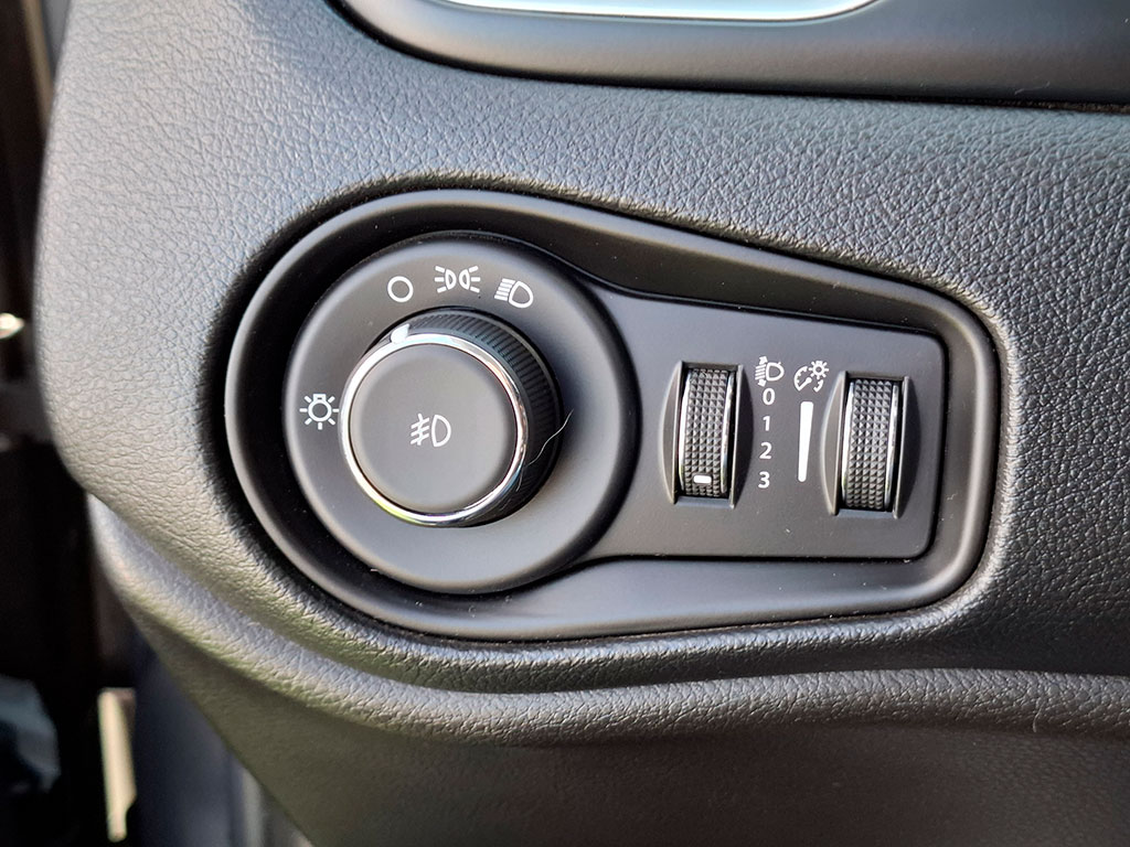 JEEP RENEGADE 2023 - Foto 20