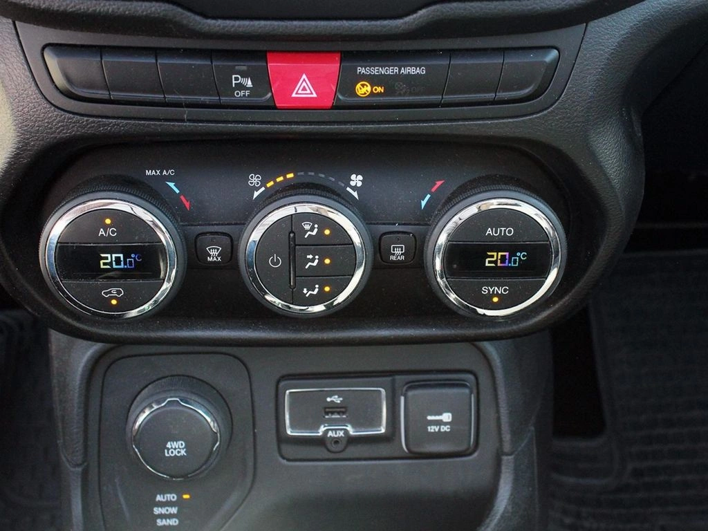 JEEP RENEGADE 2018 - Foto 14
