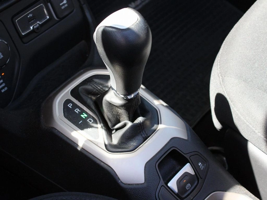JEEP RENEGADE 2018 - Foto 16