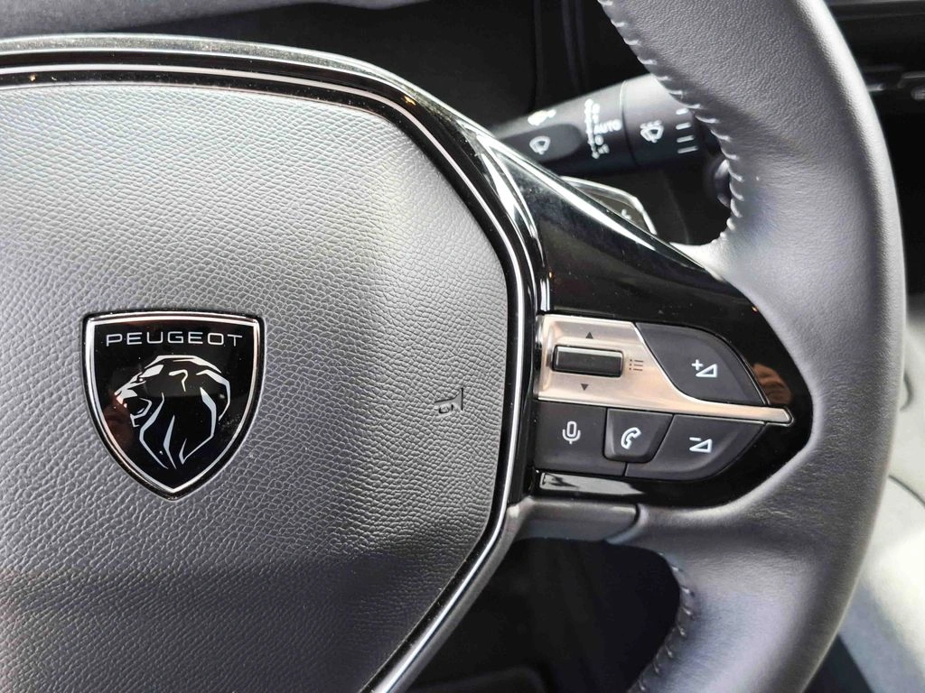 Peugeot Rifter — foto 17 de 24