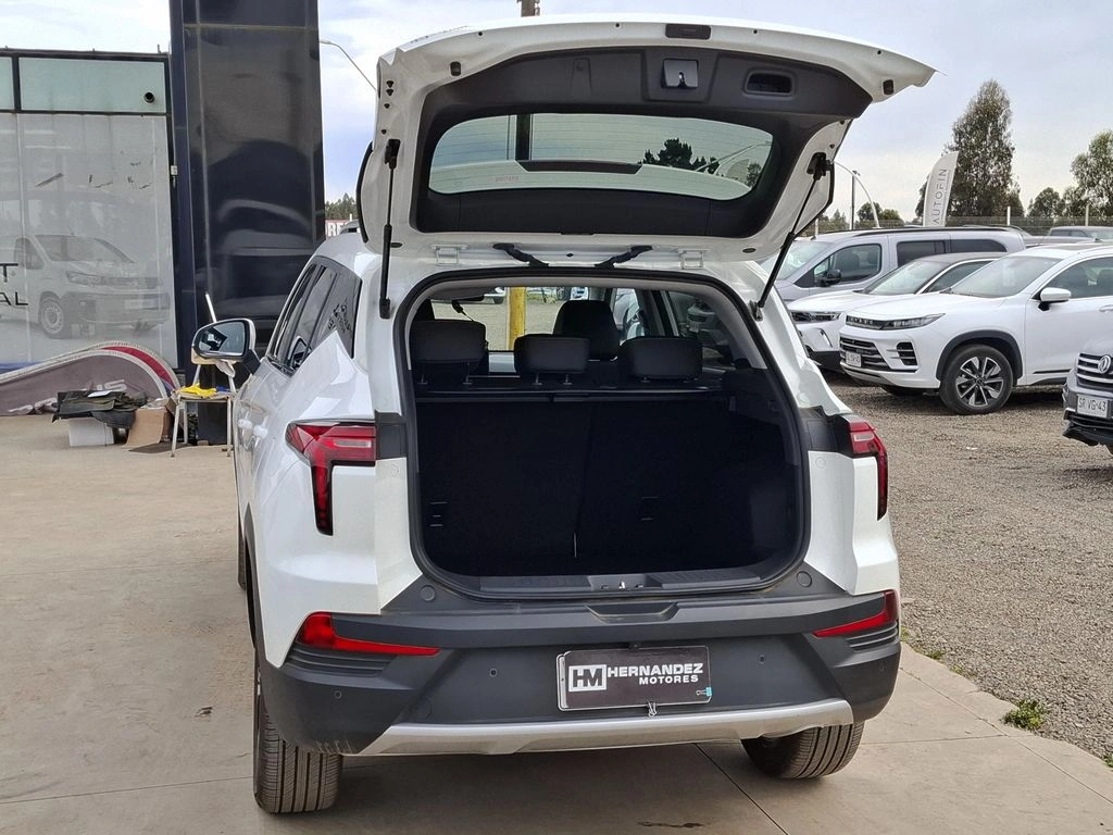 JAC Js4 — foto 10 de 32