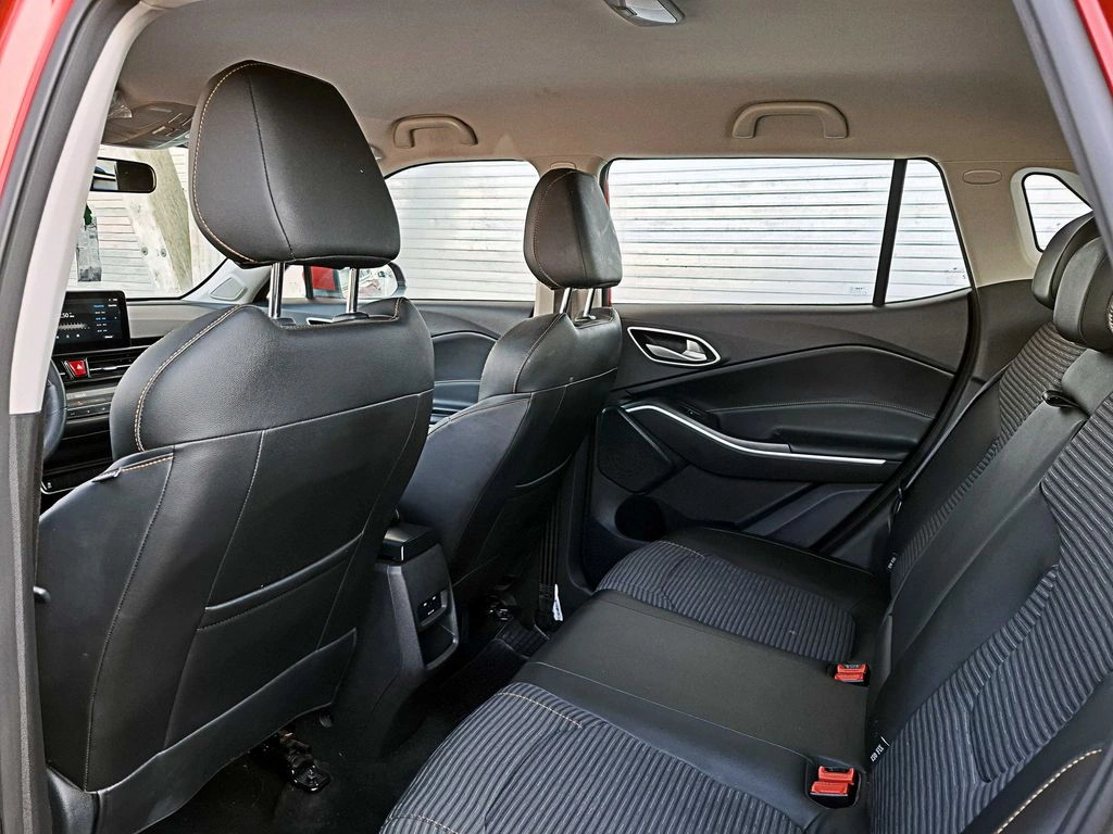JAC Js4 — foto 13 de 20