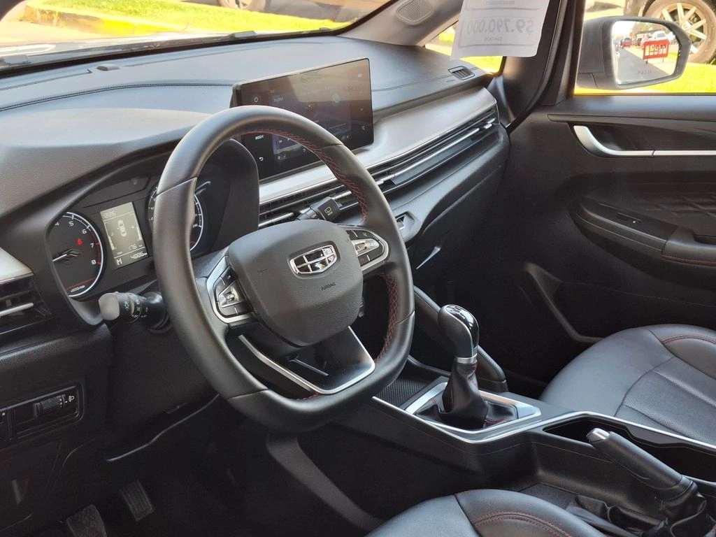 Geely Gx3 Pro — foto 11 de 21