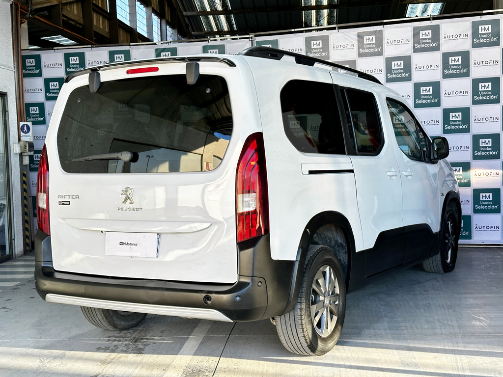 Peugeot Rifter — foto 6 de 16