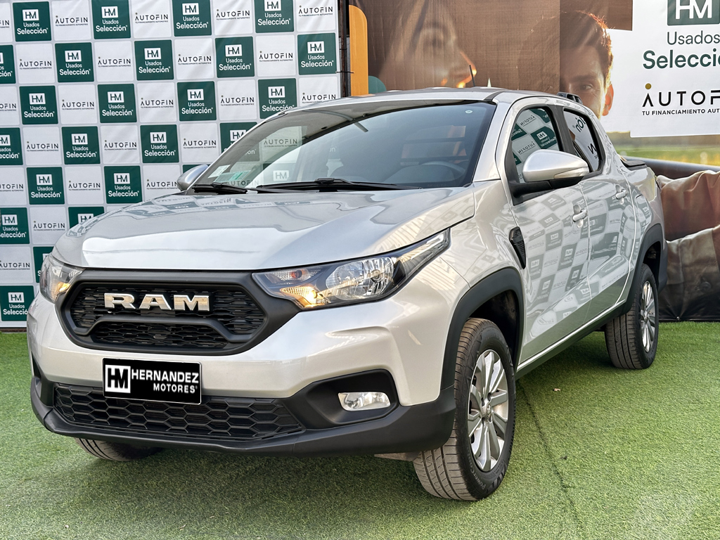 RAM 700 2023 - Foto 1