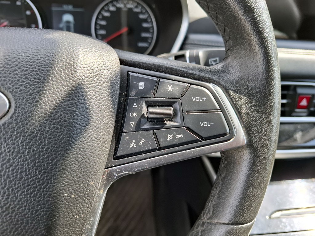 JAC Js8 — foto 14 de 19