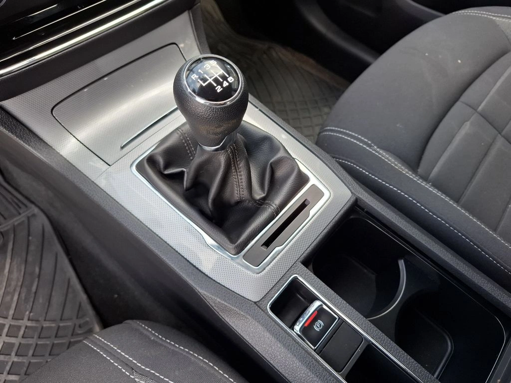 MG Rx5 — foto 20 de 23