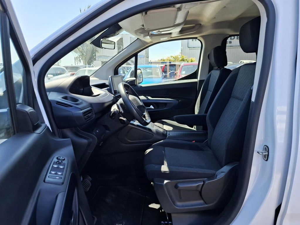Peugeot Rifter — foto 13 de 28