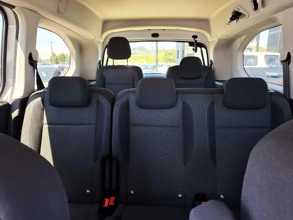 Peugeot Rifter — foto 26 de 28